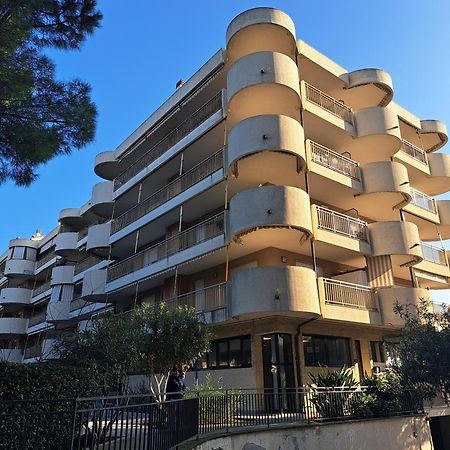 Appartamento Vallecrosia Exterior foto
